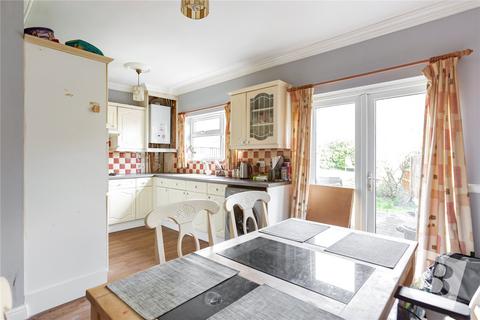 98 Burnway, Hornchurch, RM11 3SQ