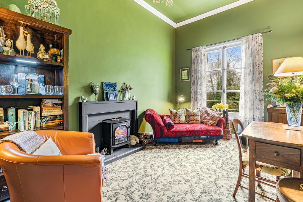 Ashurst, Tunbridge Wells TN3 1 bed apartment for sale £200,000