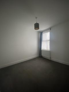 5 bedroom flat share to rent - Strone Road, London E12