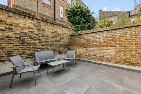 3 bedroom flat for sale, Margravine Gardens, London