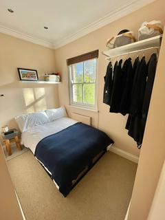 Flat 3, 15 Yonge Park, London, N4 3NU