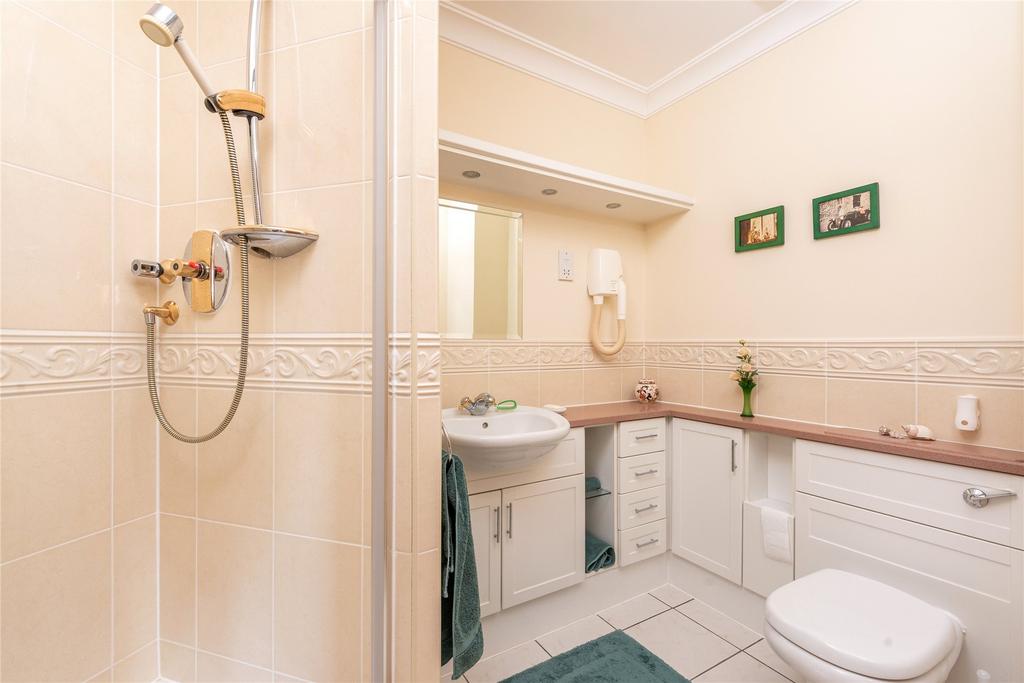 Bedroom Two En Suite