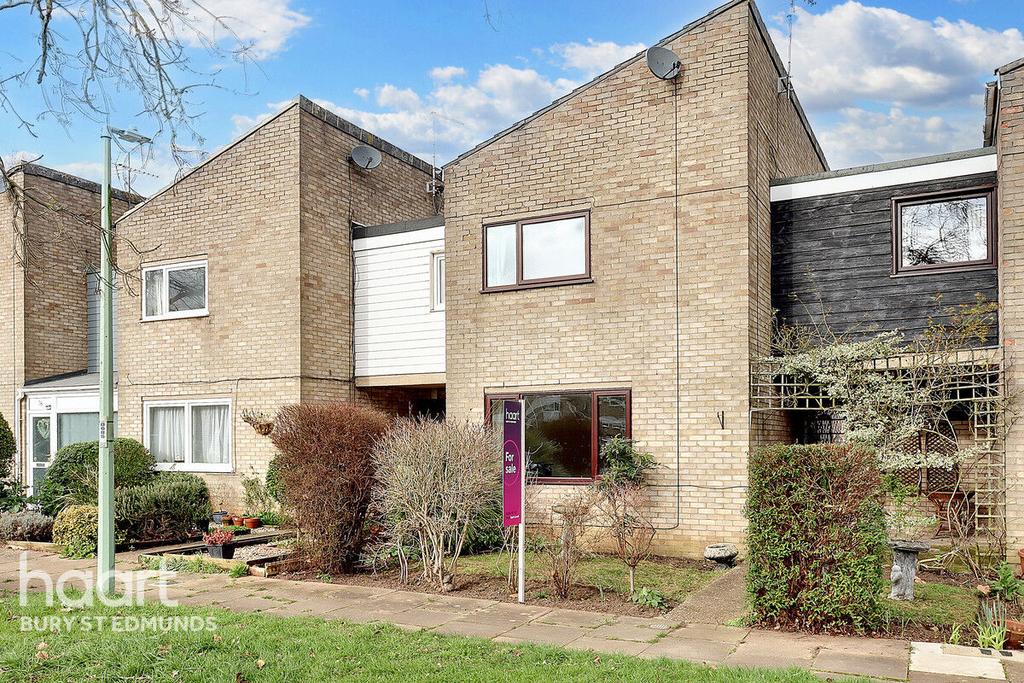 Ridley Road, Bury St Edmunds 3 bed terraced house for sale £220,000