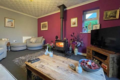 4 bedroom bungalow for sale - Ffordd Penmynydd, Llanfairpwll, Isle of Anglesey, LL61