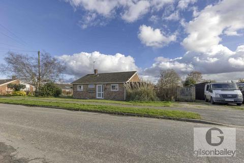 3 bedroom detached bungalow for sale - Brecklands Road, Norwich NR13