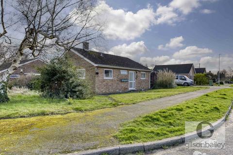 3 bedroom detached bungalow for sale, Brecklands Road, Norwich NR13