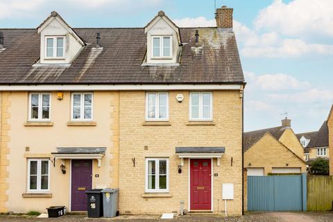3 bedroom end of terrace house for sale - Woodley Green, Witney, OX28