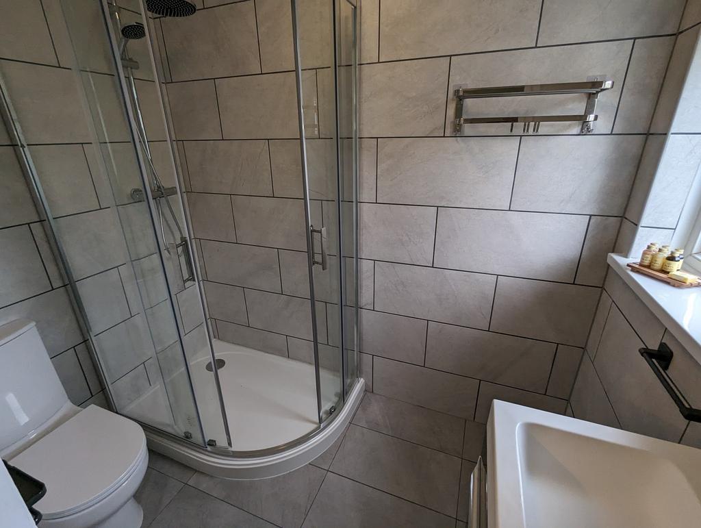 Ensuite Shower Room