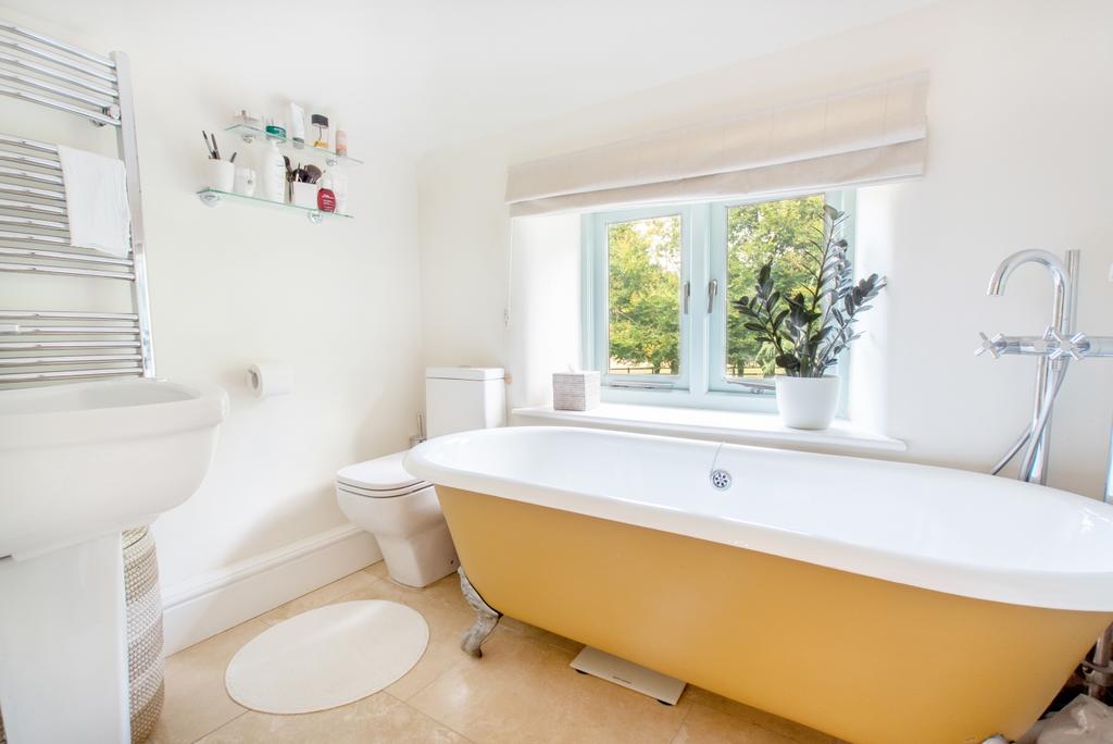 Cottage Bathroom 1