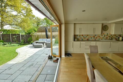 20 Maxwell Road, Broadstone, BH18 9JQ