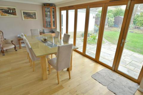 20 Maxwell Road, Broadstone, BH18 9JQ