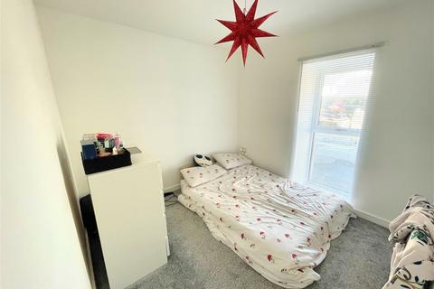 2 bedroom apartment to rent, Grove Road, Portland, DT5 1DA