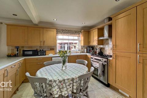 4 bedroom detached house for sale, Brooklands Rise, Manningtree