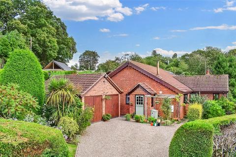 3 bedroom bungalow for sale, Ombersley, Droitwich Spa WR9