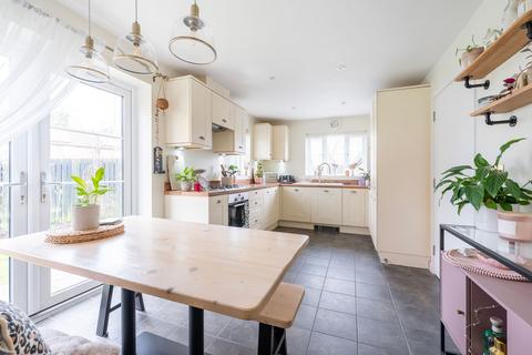 1 Acorn Close, Shipdham, Thetford, IP25 7FE