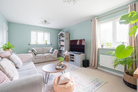 1 Acorn Close, Shipdham, Thetford, IP25 7FE