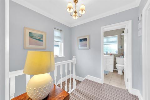 83 Station Road, Crayford, Dartford, DA1 3QR