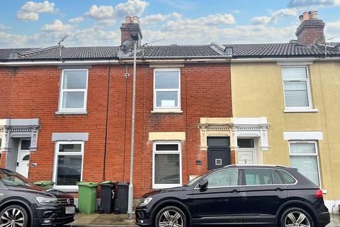 2 bedroom terraced house for sale - Station Road, Portsmouth, PO3