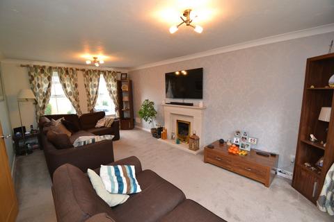 4 bedroom detached house for sale, Thackley, Thackley BD10
