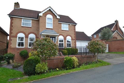 4 bedroom detached house for sale, Thackley, Thackley BD10