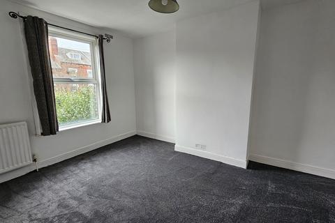 2 bedroom house to rent - Haddon Place, Leeds