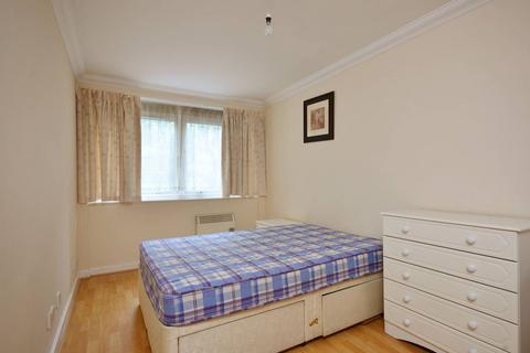 2 bedroom flat to rent, Fitzroy Street, Fitzrovia, London, W1T
