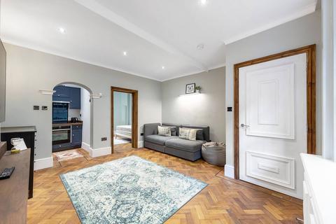 1 bedroom flat to rent, Mall Chambers, Kensington, London, W8