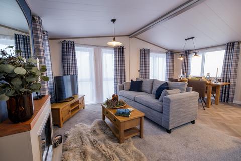2 bedroom lodge for sale, Stixwould Road, Woodhall Spa Lincolnshire