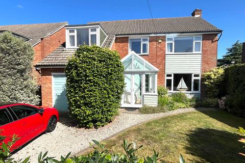 4 bedroom detached house for sale, St. Mary's Avenue, Alverstoke, Gosport, PO12