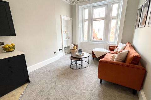 2 bedroom flat to rent, Buccleuch Street, Glasgow G3