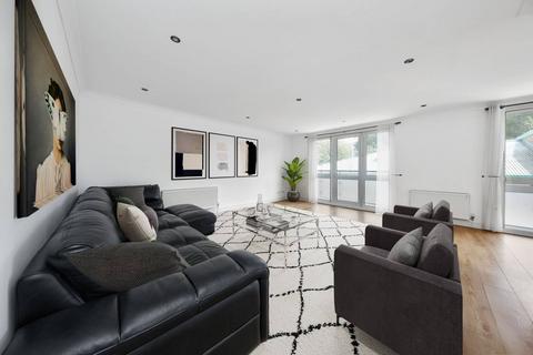 Flat 2, Onedin Point, 22 Ensign Street, London, E1 8JT