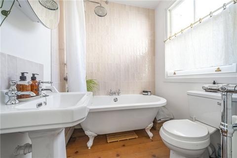 19 Douro Street, London, E3 2TS