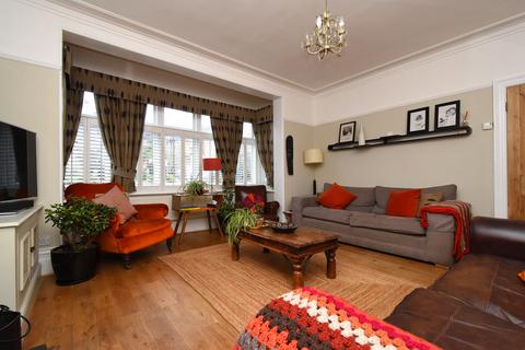 101 Farnaby Road, Bromley, BR1 4BN