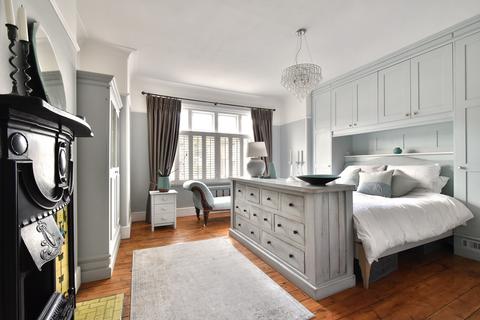 101 Farnaby Road, Bromley, BR1 4BN