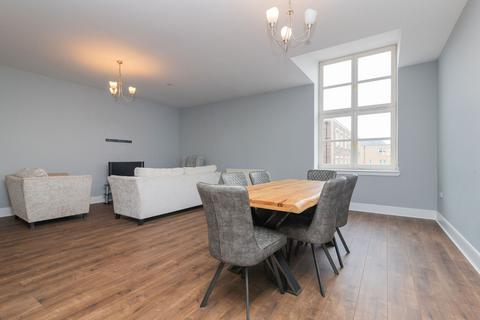 2 bedroom flat for sale, Woolcarders Court, Stirling, FK7