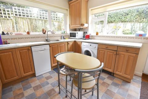 2 bedroom detached house for sale - Yew Tree Close, Wimborne, Dorset, BH21