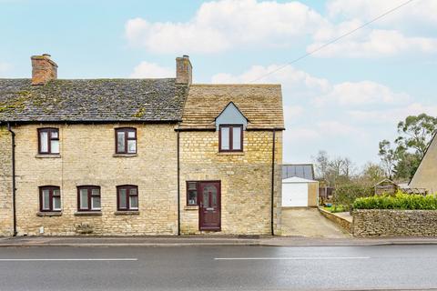 3 bedroom end of terrace house for sale, Main Road, Curbridge, OX29