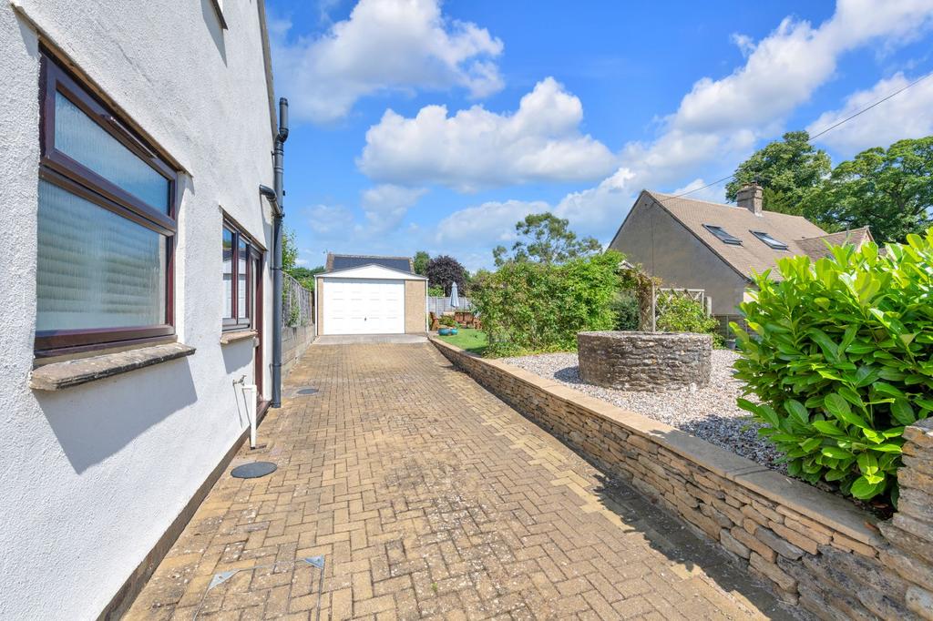 Driveway &amp; Garage