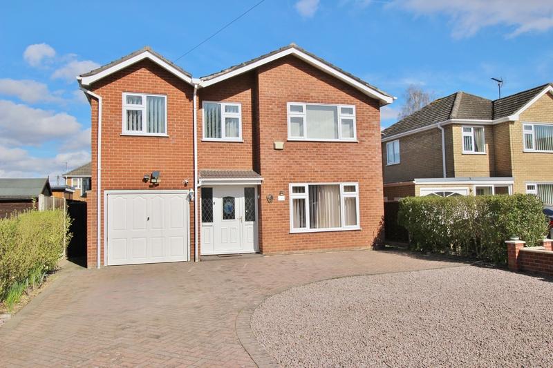 Cleveland Close, Lincolnshire PE12 4 bed detached house for sale £335,995
