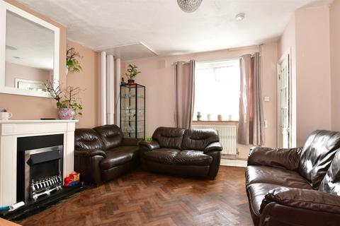 3 bedroom end of terrace house for sale, Rochester Road, Gravesend, Kent