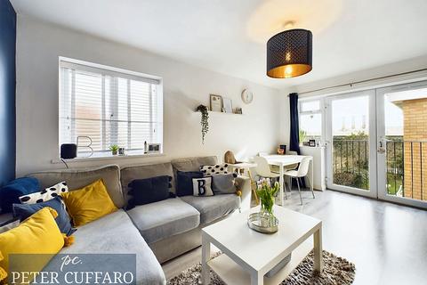 2 bedroom flat for sale - Riverside Salisbury Road, Hoddesdon EN11