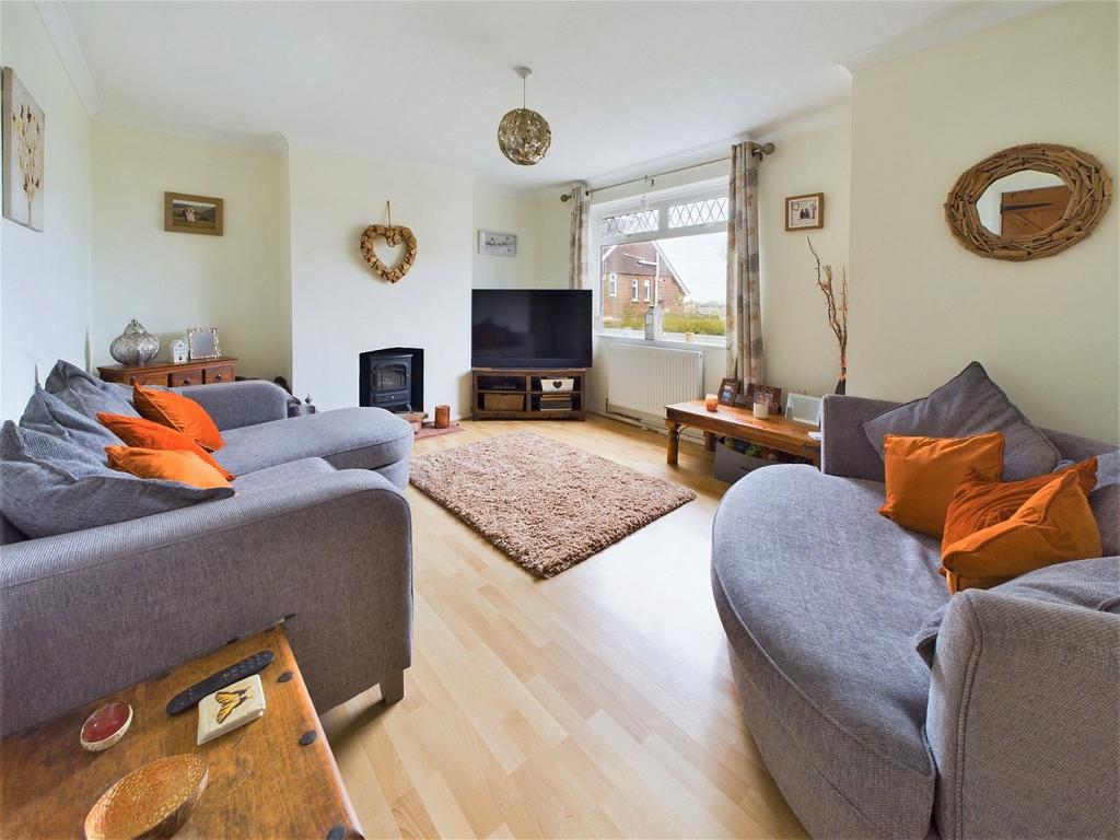 Windmill Road Southwick 3 Bed Semi Detached House For Sale £450 000