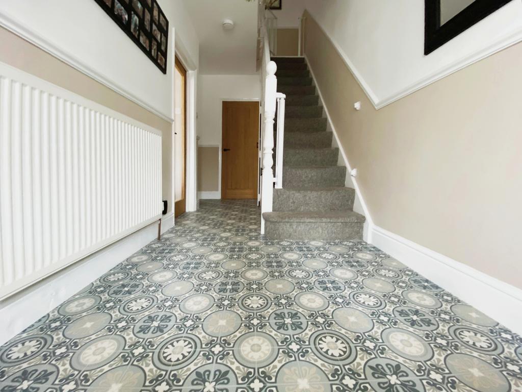 Huntingtower Road, Grantham, NG31 3 bed semidetached house for sale