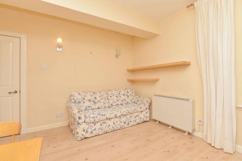 1 bedroom flat for sale, 91/8 Constitution Street, The Shore, Edinburgh, EH6 7AE