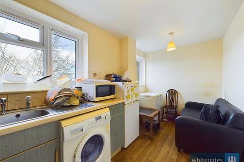 2 bedroom apartment for sale - Churchill House, Tyersal Lane, Bradford, West Yorkshire, BD4