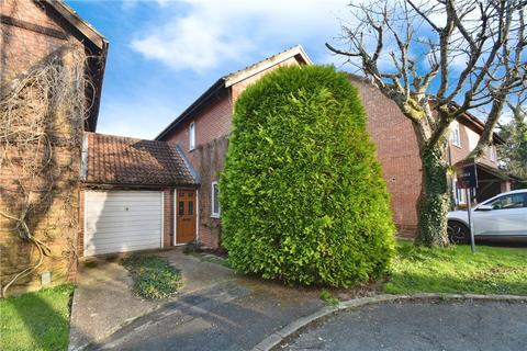 37 Launcelyn Close, North Baddesley, Southampton, SO52 9NP