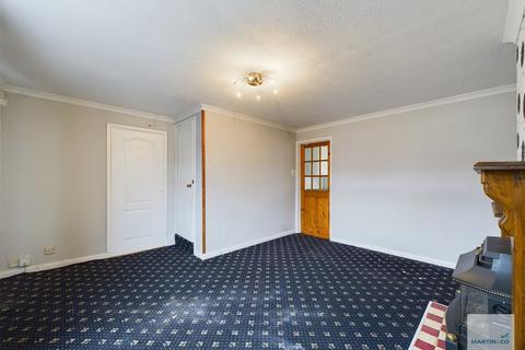 22 Borman Close, Nottingham, NG6 7AY
