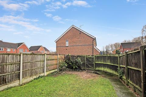 10 Swallow Close, Nottingham, NG6 0NF