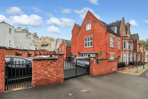 1 bedroom apartment for sale, Oxford Street, Nottingham