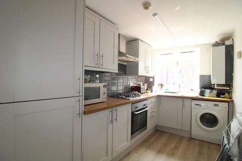 3 bedroom apartment to rent, Tennyson Street, The Arboretum